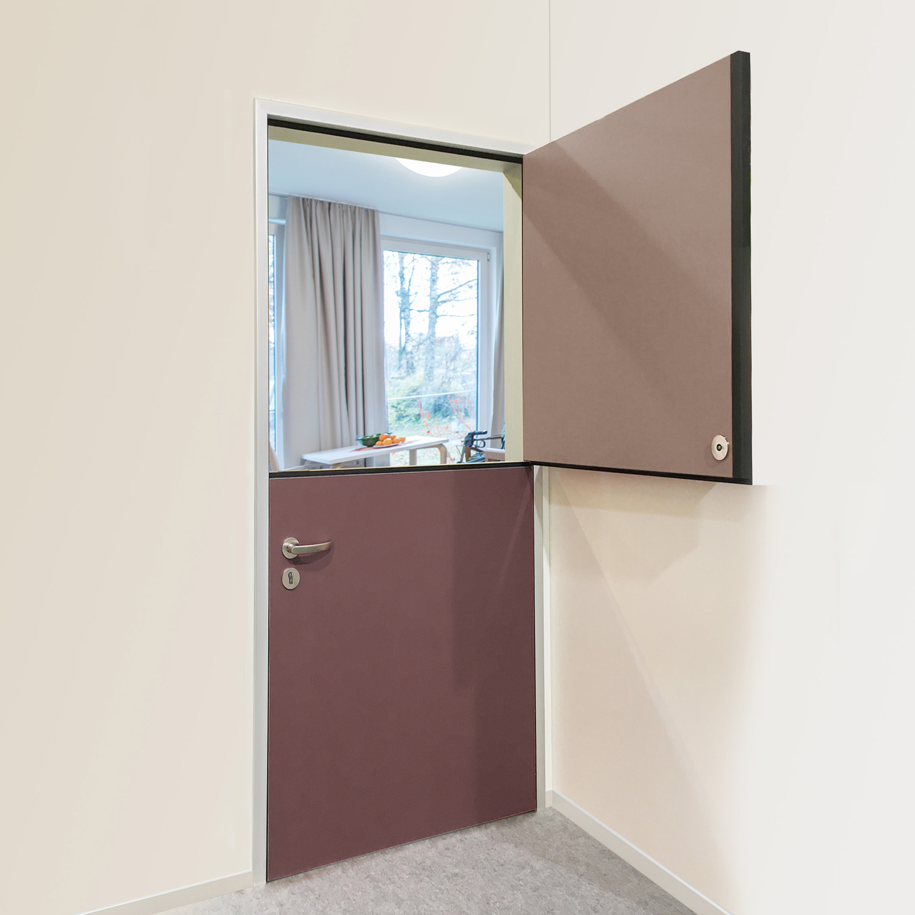 Klöntür im Seniorenheim