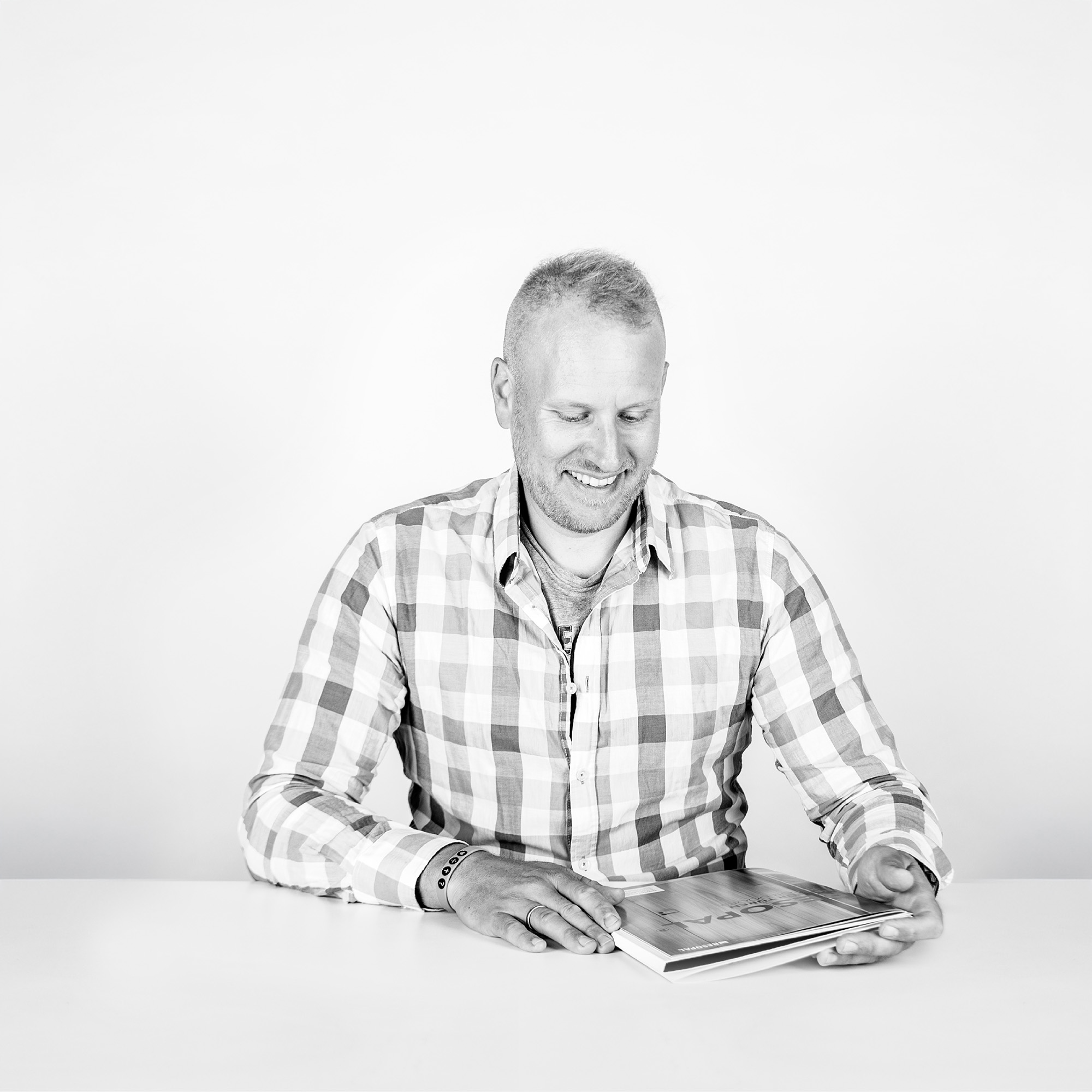 Portraitfoto von Samuel Schneider.