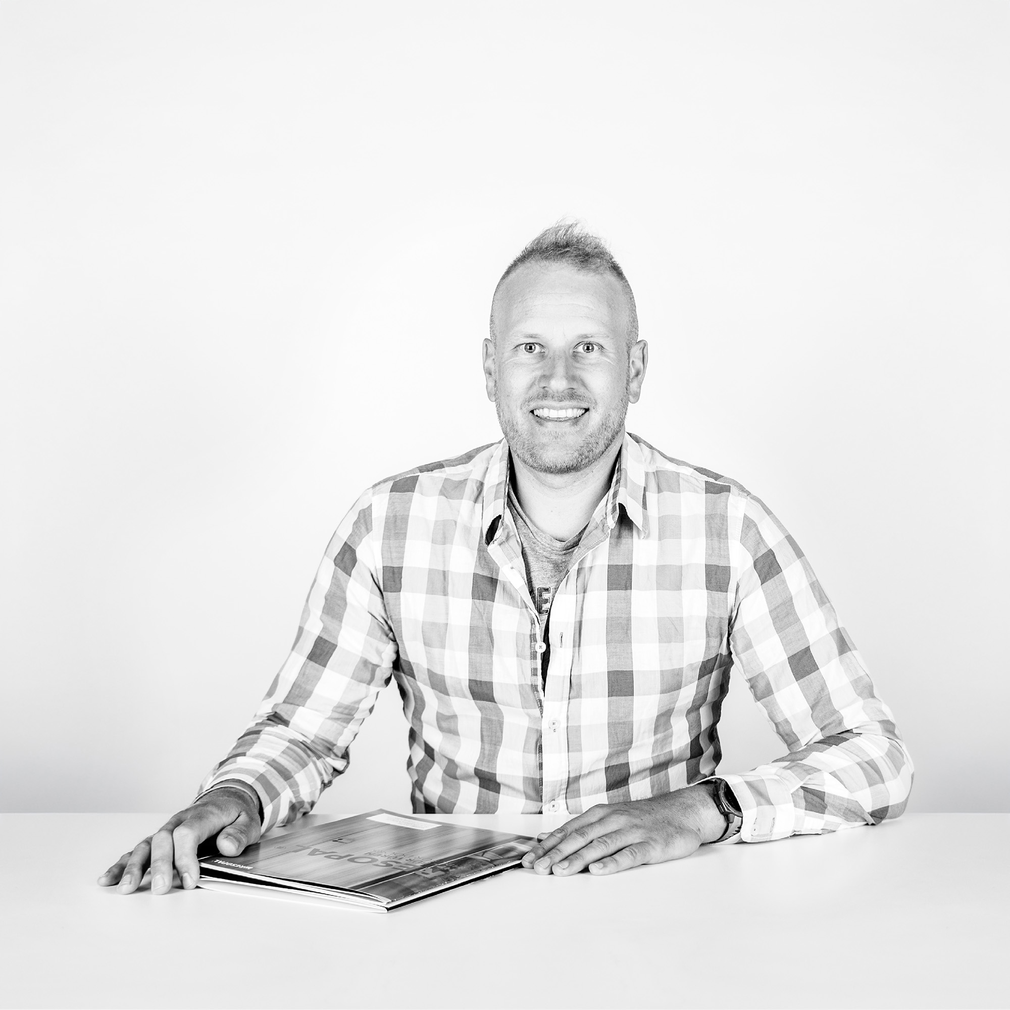 Portraitfoto von Samuel Schneider.